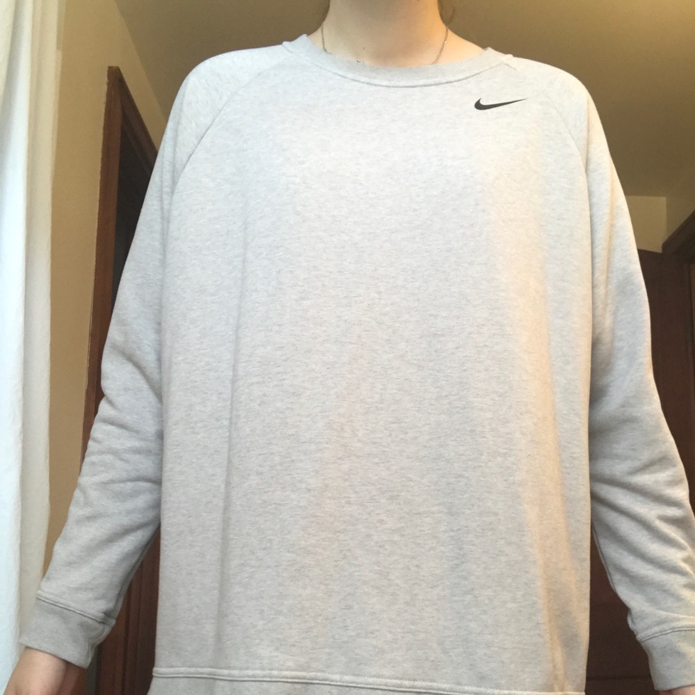 NIKE LONG CREWNECK